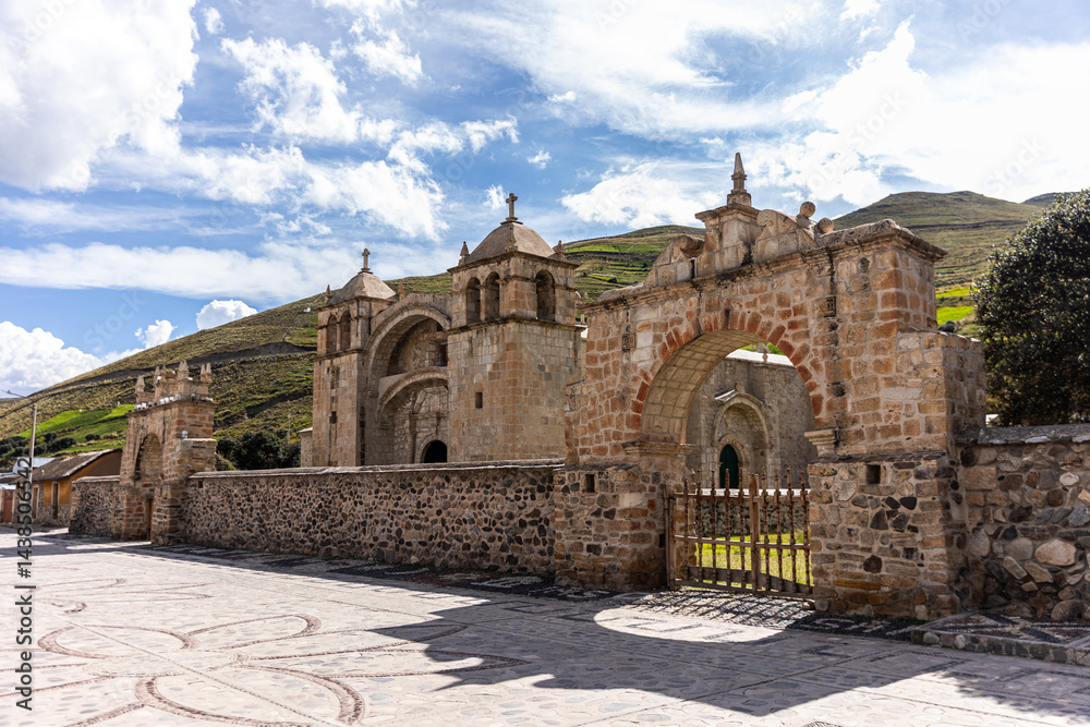 Obraz premium SIBAYO TOWN, SCULPTURES OF ANDEAN CAMELIDS REPRESENTATIVE OF THE PLACE, A SITE NEAR THE COLCA CANYON, TOURIST PLACE IN THE AREQUIPA AREA