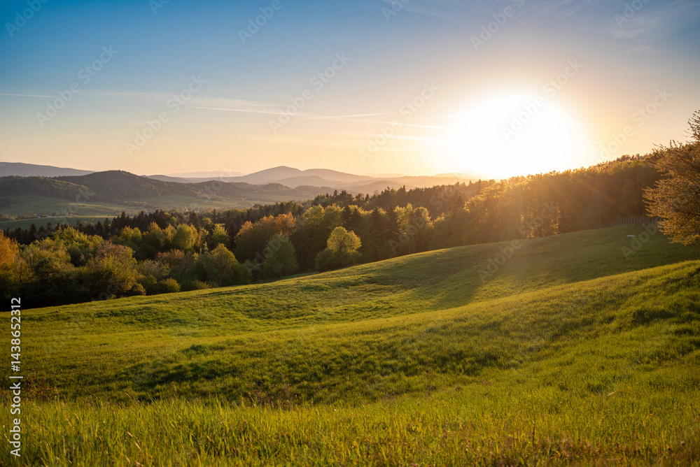 Fototapeta premium sunrise in the mountains