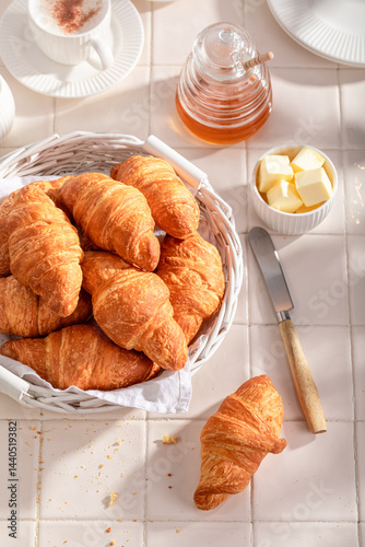 Obraz na płótnie Homemade and fresh french croissants as a popular snack. w salonie
