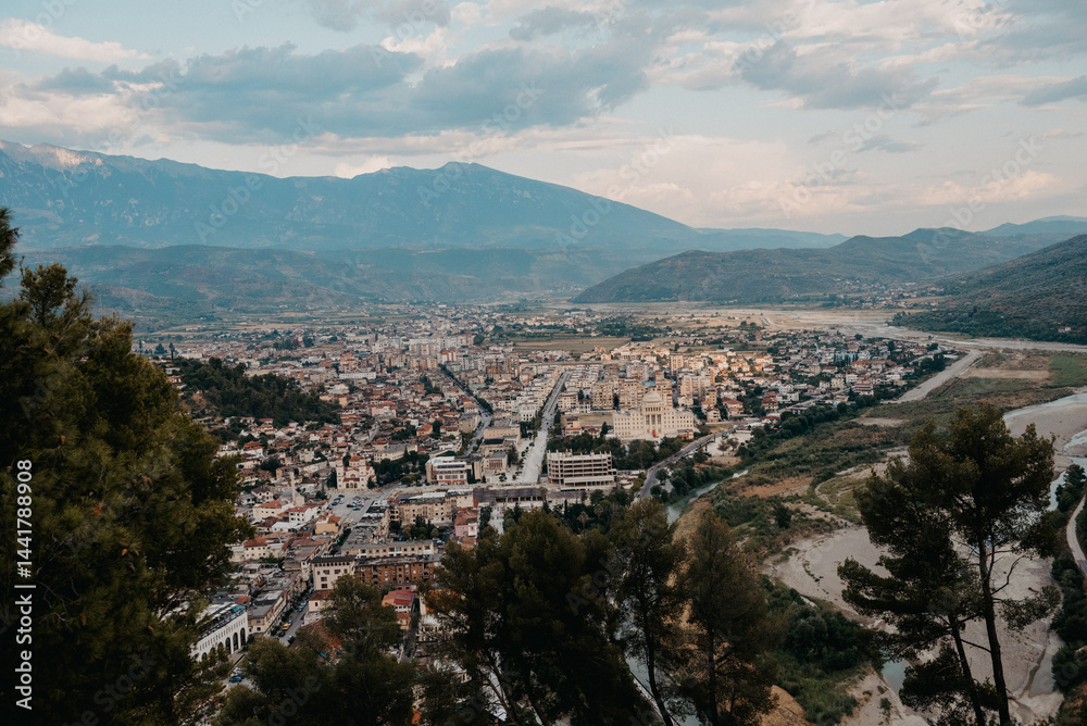 Obraz premium Panoramic View of Berat City from Elevated Platform, Albania