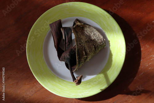 Still life with a banana peel.