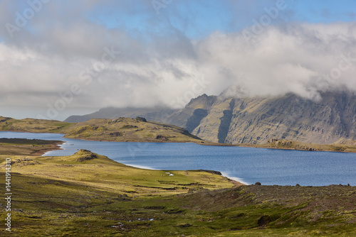 Obraz na płótnie Lake coastline scenery in Lonsvik area. East fjords. Iceland w salonie