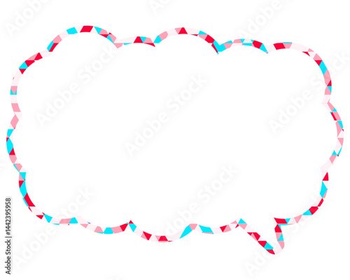 ステンドグラス風吹き出し　三角形模様　細長い雲形