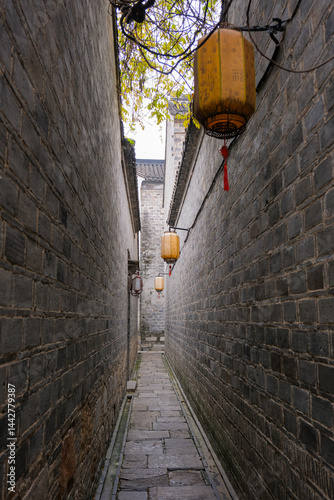 Obraz na płótnie 中国 南京市の繁華街 老門東の裏路地 w salonie