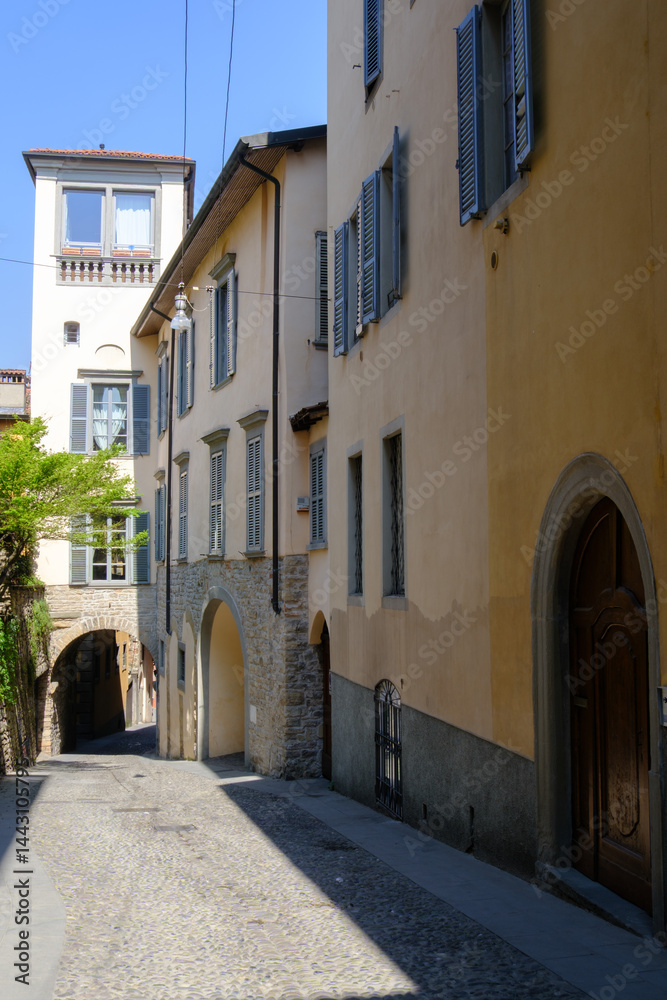Fototapeta premium Old buildings along via Colleoni at Bergamo, Italy