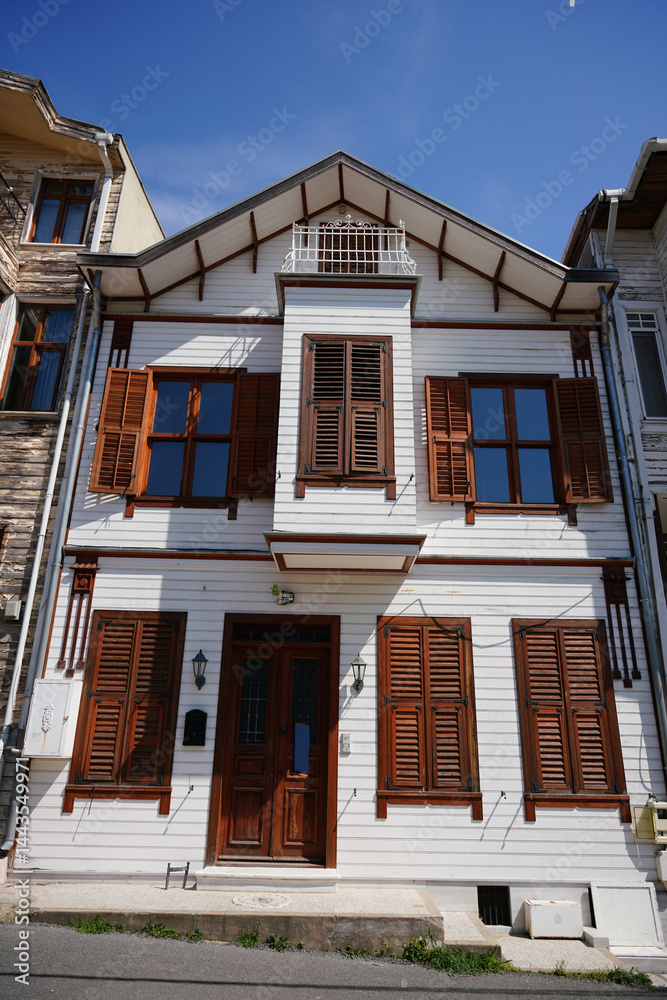 Fototapeta premium House in Heybeliada Island in Istanbul, Turkiye