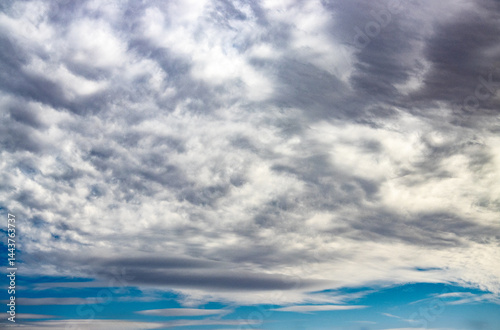 Fototapeta Naklejka Na Ścianę i Meble -  blue sky and clouds