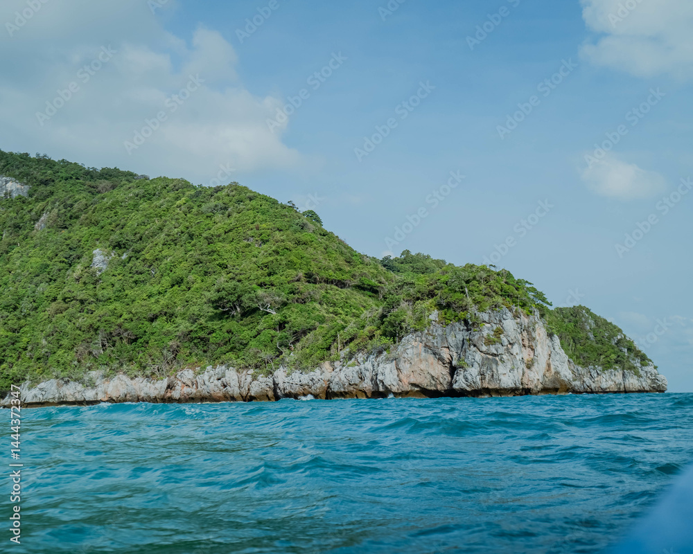 Obraz premium tropical island in thailand