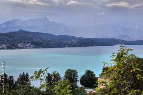 Obraz na płótnie Worthersee mountain lake in Austrian Alps w salonie