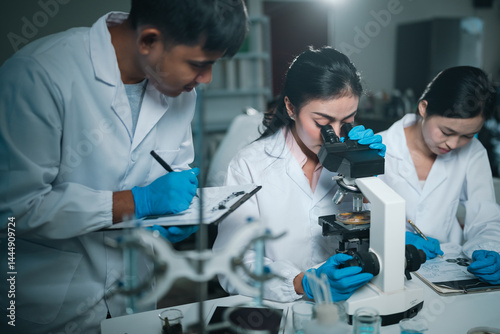 Modern medical scientists c...