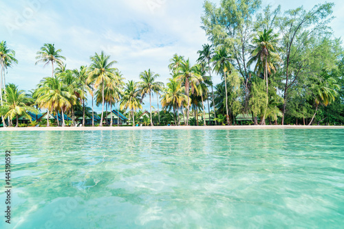 Obraz na płótnie Khlong Hin beach in Koh Kood island, Thailand w salonie