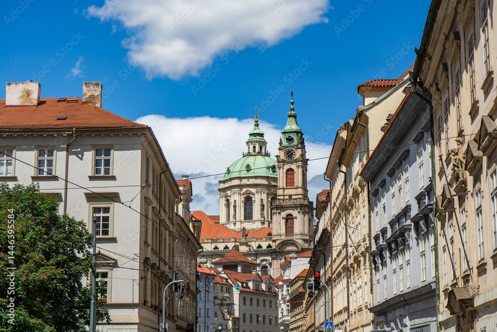 Fototapeta premium Cityscape on Mala Strana district with saint Nicholas church in Prague