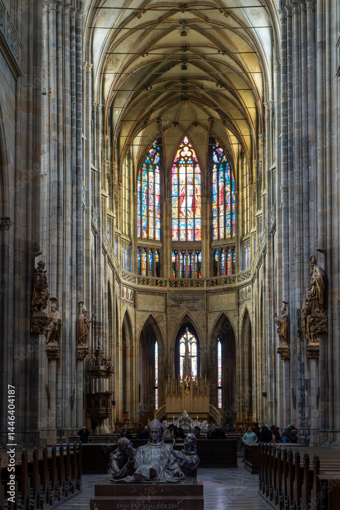 Fototapeta premium interior of St. Vitus Cathedral in Prague, gothic revival architecture