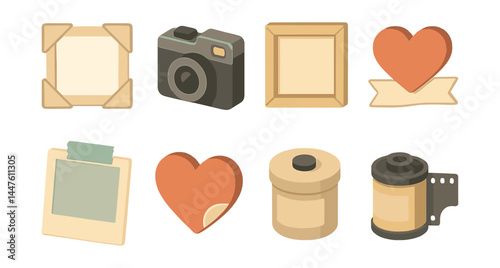 Memory keepsake icons set – camera, frame, heart, photo, film roll, corners, tape, vintage