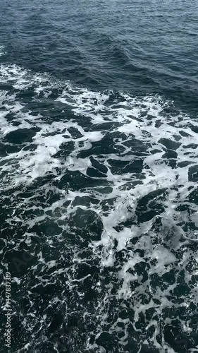 Vertical Sea Waves