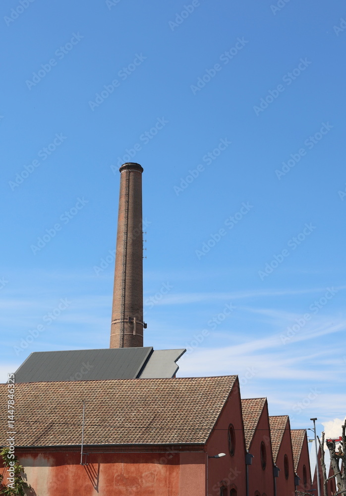 Fototapeta premium Zur Umwidmung freigegebene Industriebrache in Mulhouse