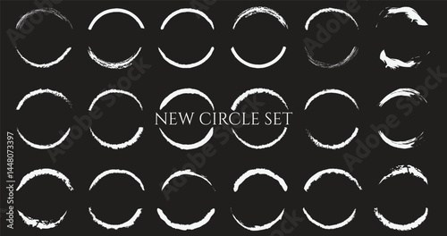 Grunge Hand-drawn Circle Set Expressing Miscommunication, Tension, and Disunity — Artistic Vector Graphics Collection
