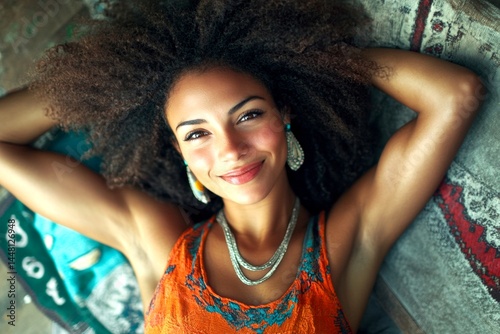 Obraz na płótnie Commercial digital ads concept art art. Pretty happy mixed-race girl - for ads, media and online marketing marketing use. Long coiffure - afro hair. Colored hair styles concepts. w salonie