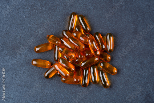 Obraz na płótnie Dietary supplement containing omega 3 fish oil capsules w salonie