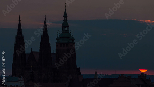 Photography A beautiful view of Prague at sunrise on a misty morning timelapse