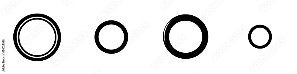 Various sizes of circular shapes in black and white, showcasing a simple design ideal for graphic applications and modern art Various sizes of circular shapes in black and white, showcasing a simple design ideal for graphic applications and modern art