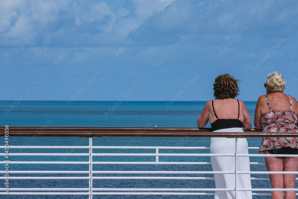 Tropical paradise Caribbean white sandy beach laguna luxury resort refuge hideaway getaway Bermuda island for deluxe dream holiday vacation picturesque landscape seascape scenery