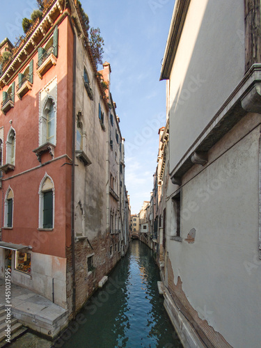 Obraz na płótnie The Old Town of city of Venice, Italy w salonie