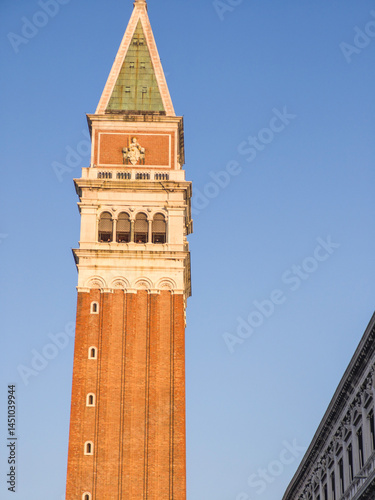Obraz na płótnie The Old Town of city of Venice, Italy w salonie