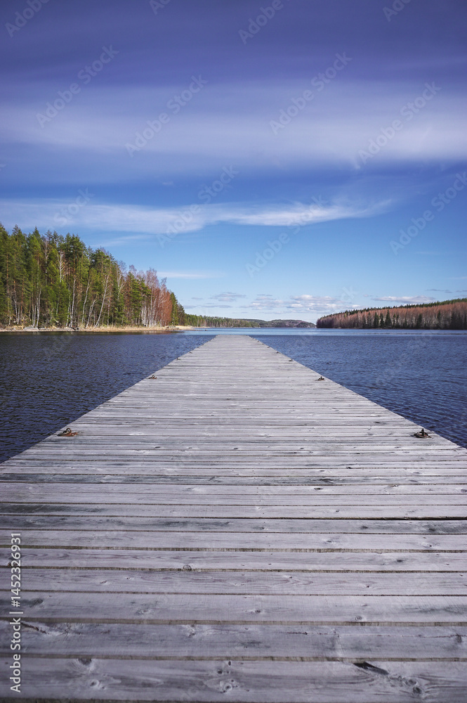 Naklejka premium Lake landscape with pier
