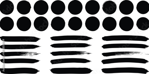 Japanese round brushstrokes. Vector Asian enso circles