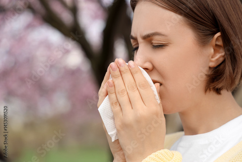 Allergic young woman with t...