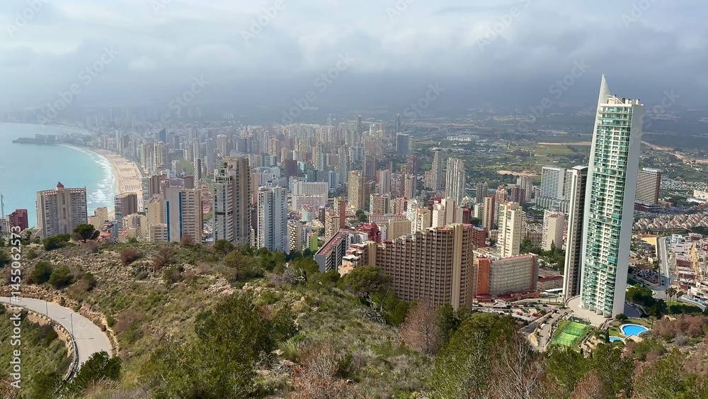 Fototapeta premium Absolutely Stunning Aerial View of Benidorms Gorgeous Skyline and Beautiful Beach