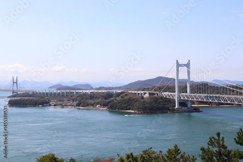 Wallpaper Mural 春の瀬戸大橋と青空 Torontodigital.ca