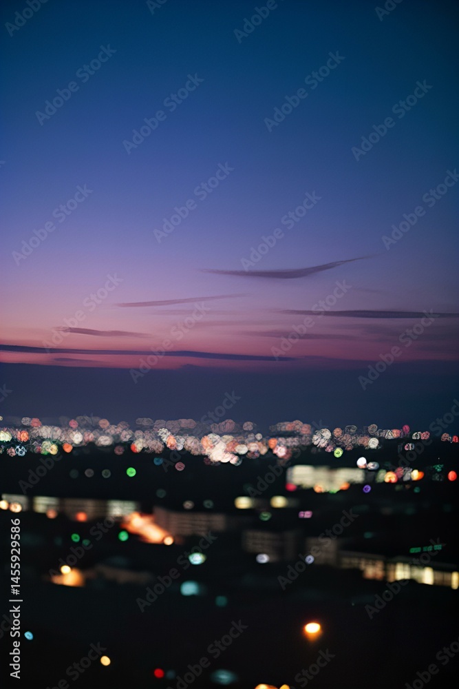 Fototapeta premium Twilight sky with deep purples and blues