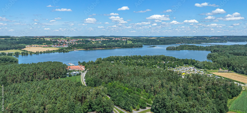 Die Urlaubsregion Fränkisches Seenland rund um die Ortschaft Langlau am Kleinen Brombachsee