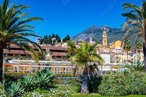 Fototapeta Naklejka Na Ścianę i Meble -  The colorful village of Menton France in the French Riviera
