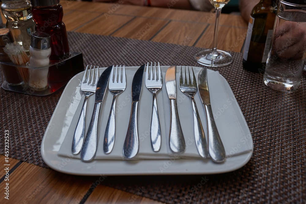Cutlery on a teble