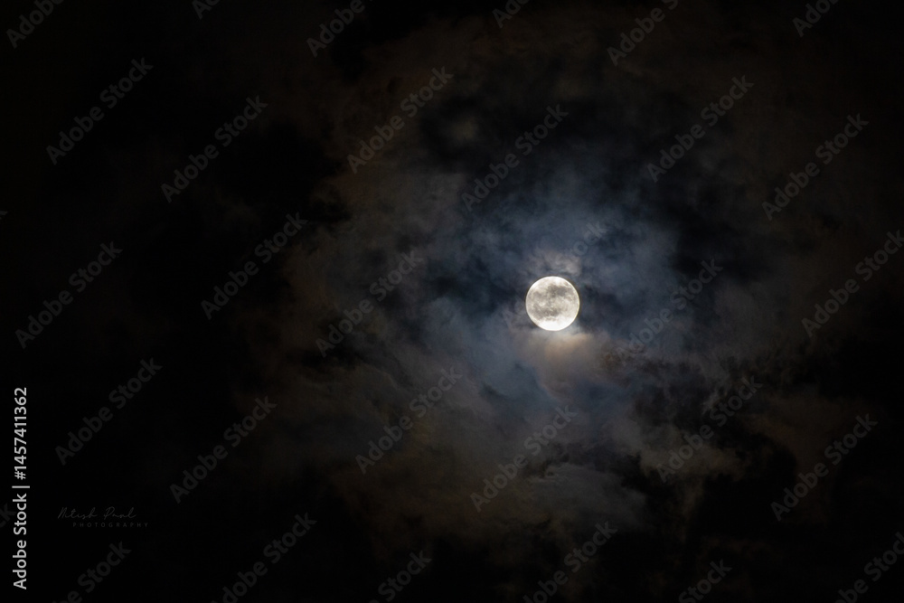 Fototapeta premium moon and clouds