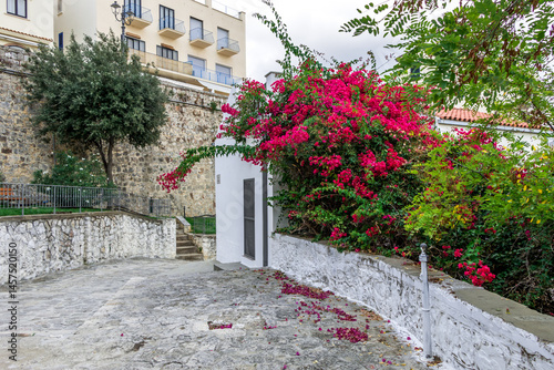 Fototapeta Naklejka Na Ścianę i Meble -  architecture and streets of the old town of Sperlonga, Lazio, Italy. Famous tourist destination in Riviera de Ulisse