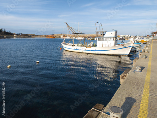 Obraz na płótnie Sunset view of the port of Sozopol, Bulgaria w salonie