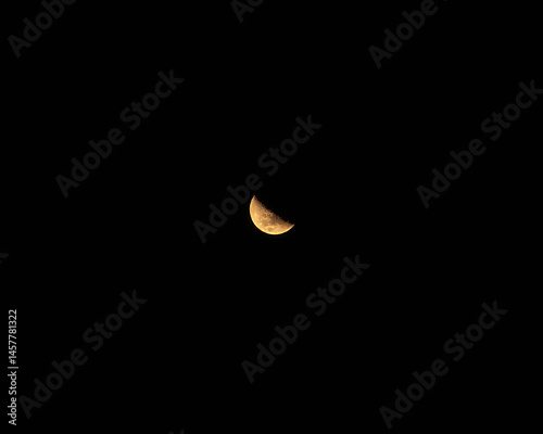 Obraz na plátně waning moon with black sky
