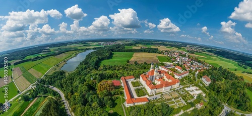 Obraz na płótnie Die Ortschaft Roggenburg mit dem gleichnamigen Kloster in der Region Donau-Iller aus der Vogelperspektive w salonie