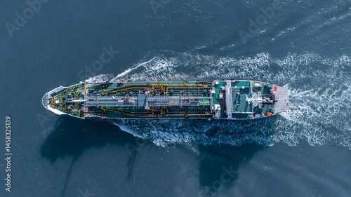 Obraz na płótnie Aerial view oil and gas tanker ship freight shipping oil and gas, Global business freight shipping import export logistic transportation oil and gas product tanker ship, Sea freight oil product tanker w salonie