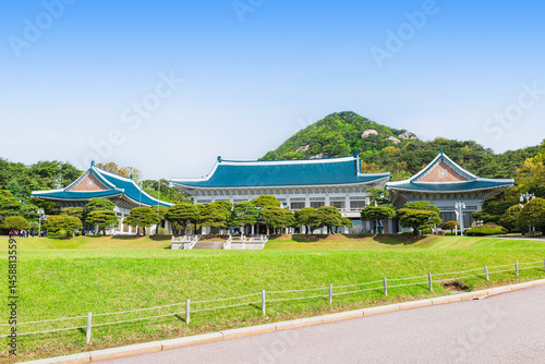 ソウル　市民公園として開放されている青瓦台