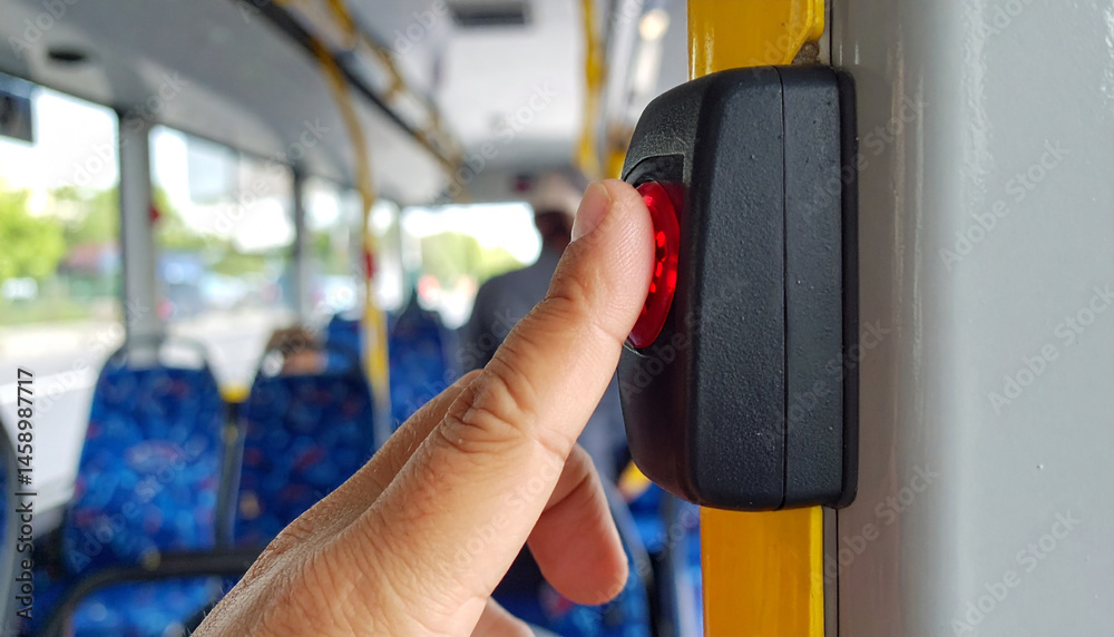 Bus hält