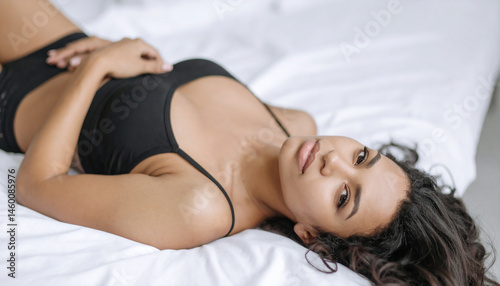 Frau im Bett