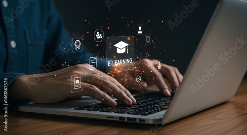 Uso humano de la tecnología portátil, aprendizaje por internet y estudio en línea, redes de tecnología de clases, aprendizaje electrónico, educación en línea, educación, capacitación, tutor, lección e