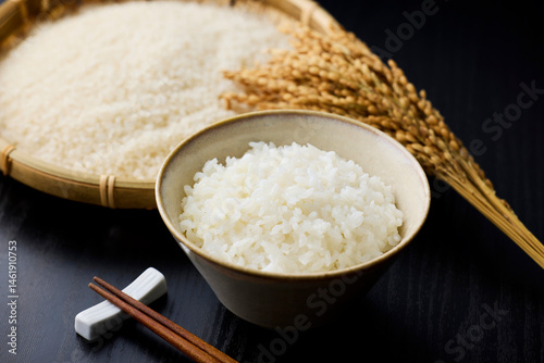 茶碗に盛られた白米　Japanese rice