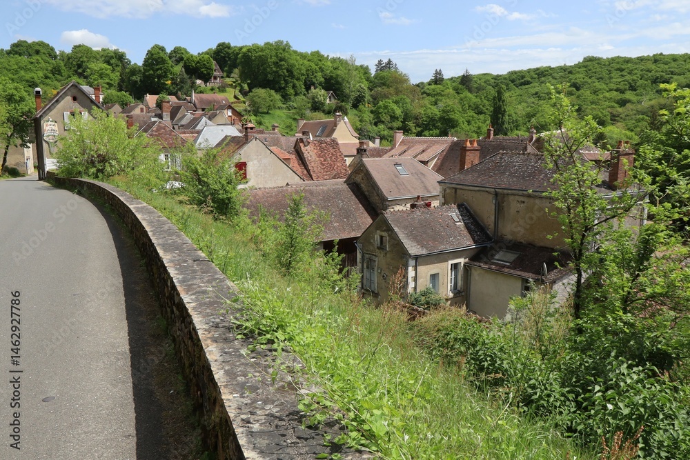 Vue d'ensemble du village, ville de Gargilesse-Dampierre, département de l'Indre, France
