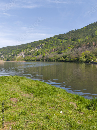 Obraz na płótnie Spring Landscape of Pancharevo lake, Bulgaria w salonie